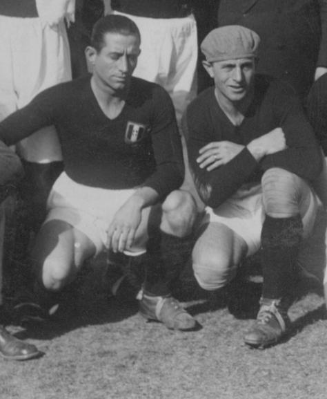 fussballgeekz's tweet image. 🇦🇷 Julio Libonatti was the 1st Argentinian footballer to take the trip to #Italia when he joined @TorinoFC_1906 from @Newells in 1925. In 1927/28, Libonatti fired #Granata to their 1st #Scudetto finishing as #Capocannoniere winning caps for both @Argentina &amp;amp; the @Azzurri.