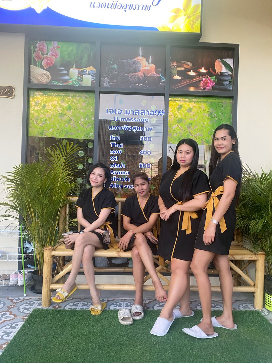 mint63583375's tweet photo. นวดผ่อนคลาย พิกัดภูเก็ต ซอย ฉลอง ออย400/1ชม อโรเวล่า500/1ชมค่ะ https://t.co/japgZ1VOHl
