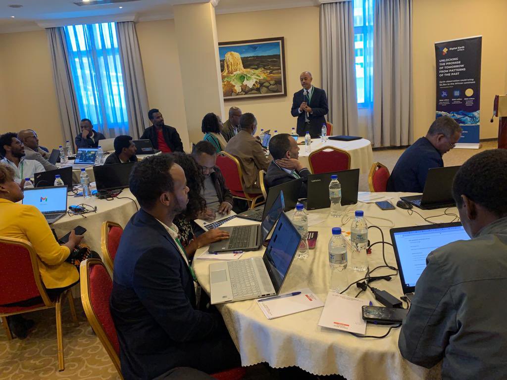 ASARECA's tweet photo. #DayTwo kicks off here in 🇪🇹 Abdulkarim Seid (PhD)
Country Representative - Ethiopia
Regional Representative - East Africa
International Water Management Institute addressing #particpants in the Workshop. @DEarthAfrica @ACIARAfrica @asarahlarson @joshuaokonya @MOSESODEKE https://t.co/Upe8UIQTvm
