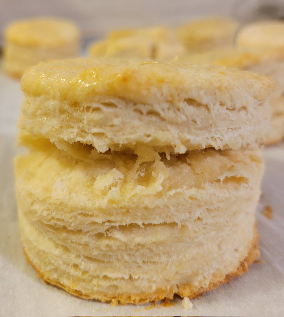 Did you miss dem biscuits this past weekend? Don't worry, we have a feeling they'll be back.  #homemade #seminoleheights #Tampa #foodtruck #seminoleheights #TampaBay #eatlocal #followtheflyingpig for more!