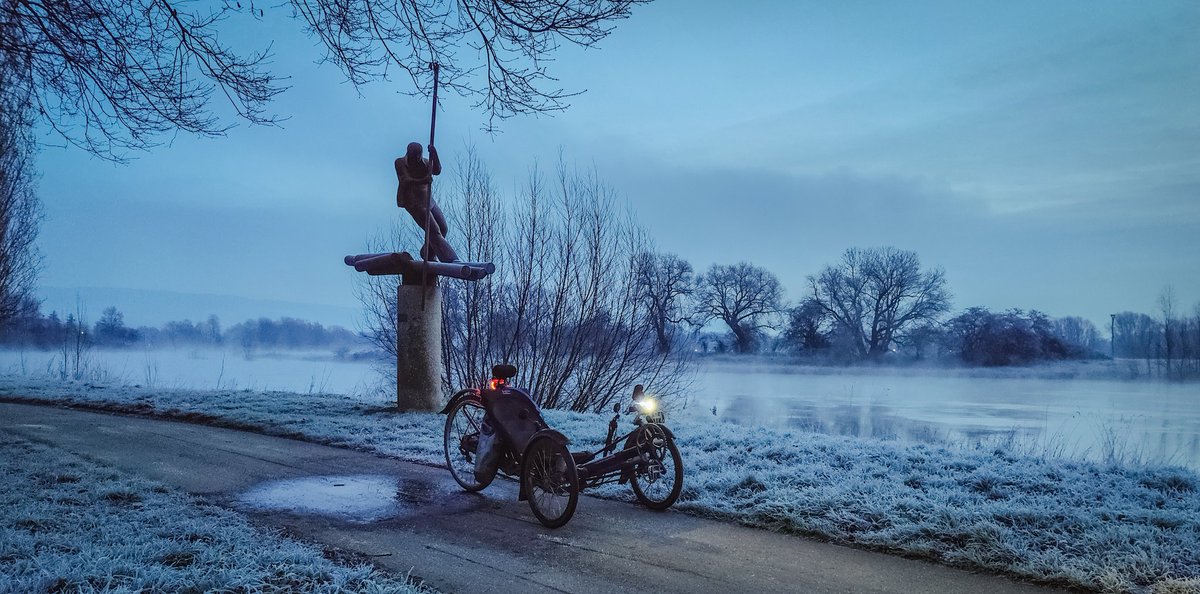 Kalt aber schön ❄️❄️❄️
#frostpendeln #mdrza #fahrrad