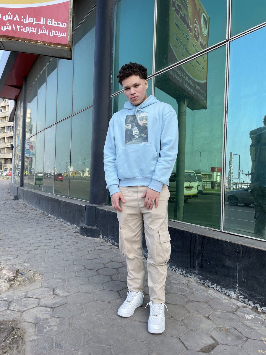Tonyyyy232's tweet photo. https://t.co/b4joclGZXb