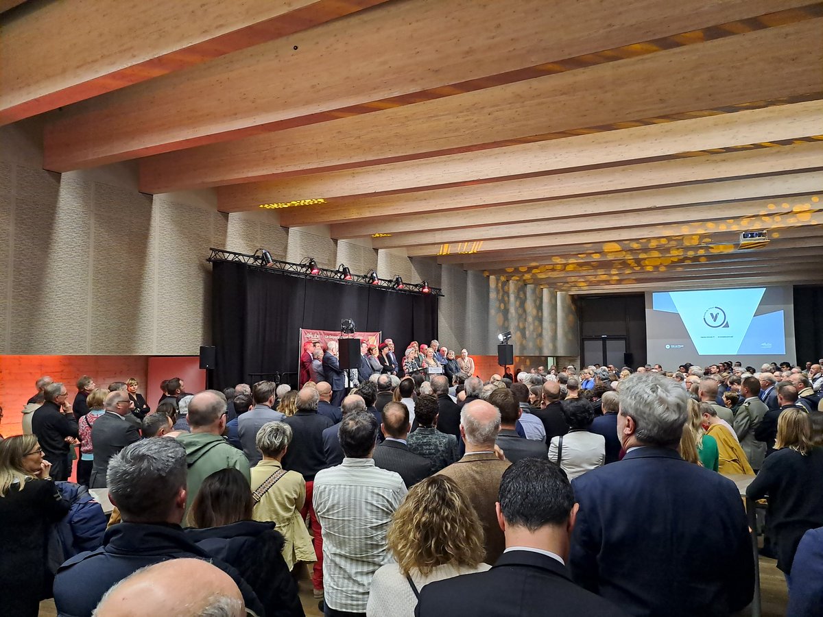 GroupamaFd10's tweet photo. Les vœux du Conseil Départemental @AubeDepartement.L'occasion pour @GroupamaNordEst de s'ancre davantage sur nos territoires.
De belles rencontres et de beaux projets. https://t.co/FgceTpVF69