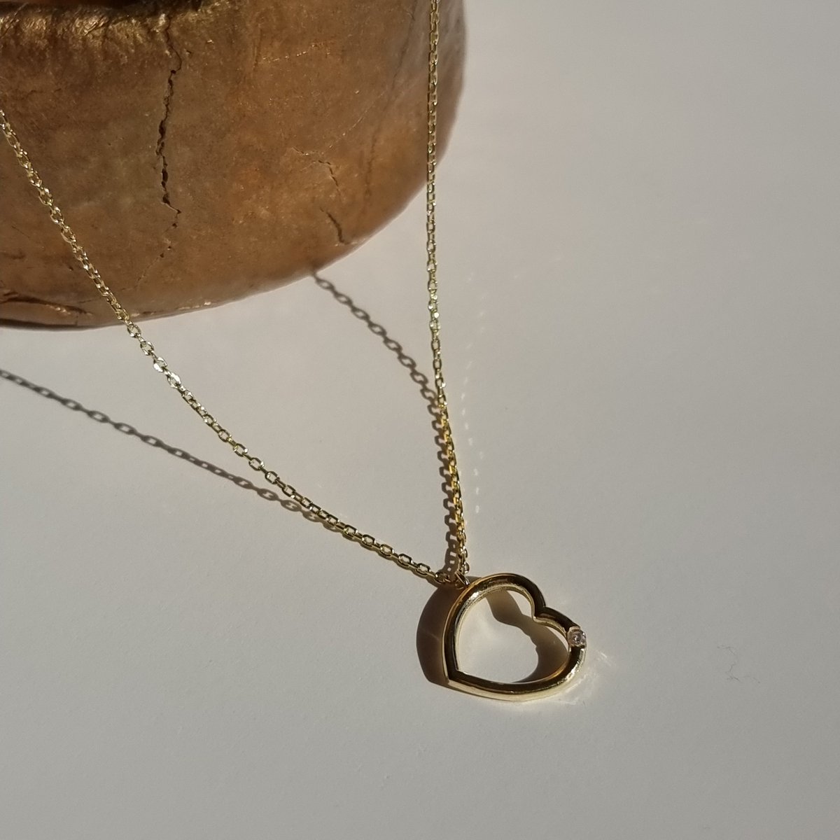 Love is all we need ❤️ Our 14kt gold plated sterling silver necklace is almost sold out. Still available for UK deliveries. 

etsy.com/uk/listing/130…

#EarlyBiz #valentinesdaygift #birthdaygift #handcrafted @CraftBizParty @ukcrafts @BritishCrafting #ukmakers #jewellery #heart