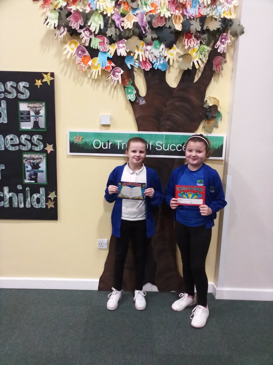 wla_y5's tweet photo. Our first Stars of week and Star Readers of the year 🎉🎉 @WoodlandsA @HarbourLearning #hltpraiseculture https://t.co/PvFxVDd6B5
