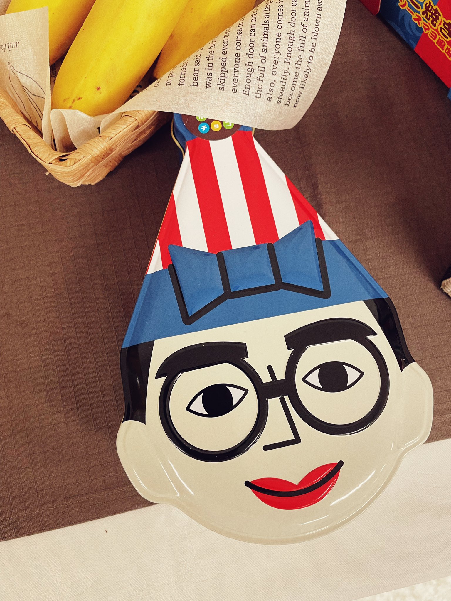 FmvRJQ4agAAo-dS?format=jpg&name=orig