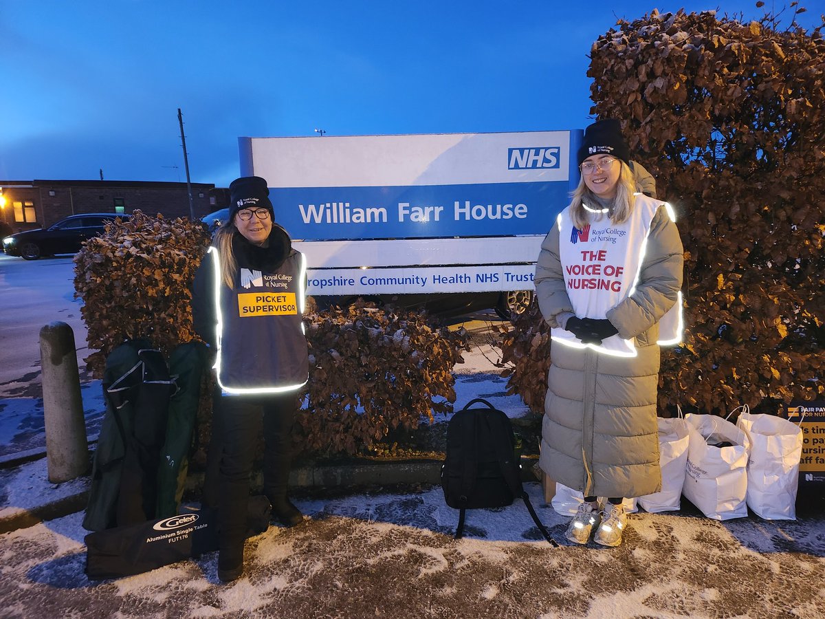 FChudley's tweet photo. Here's a couple of our Nurses braving the cold on the picket line at William Farr House, part of @ShropCommHealth 

Solidarity to all the other NHS staff striking today for better pay &amp; conditions!

@theRCN @RCNWestMids

#RCNStrike #NursesStrike #FairPayforNursing #TheRCN https://t.co/FuEb4jsB3r