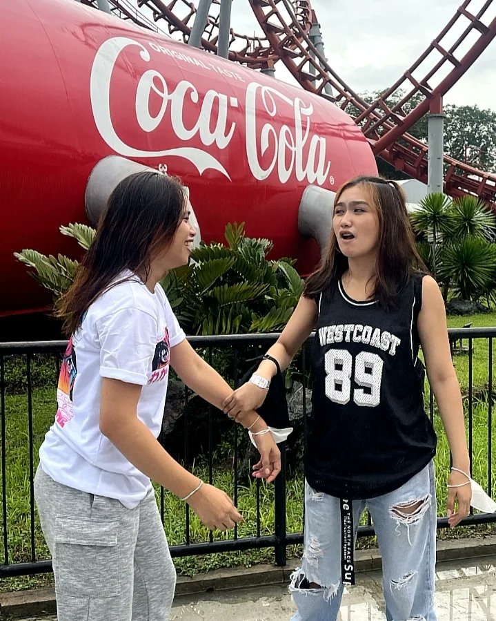 Ofcstephyy's tweet photo. HAPPY BIRTHDAY SA NAG IISA CHENG NOBLEZA NG BFAM,DOMNYOFC AT STEPHANY ANGEL'SOFC 🎉🎂
MAHAL NA MAHAL KA NAMIN THANKYOU FOR EVERYTHING LALO NA SA PAG ENCOURAGE SAMEN🙈😘 WE LOVE YOU SO MUCH AND REST ! 😘😘 https://t.co/xmWK71Jlht