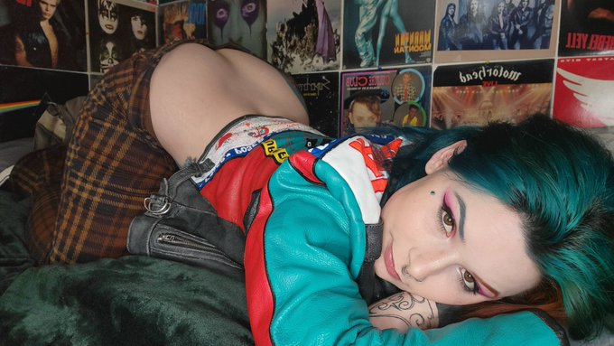 Who's excited to see some new content?🖤 https://t.co/XY25KVWU1m<a href="/tag/mvsales"class="tags"><span>#mvsales</span></a><a href="/tag/mvtrans"class="tags"><span>#mvtrans</span></a>