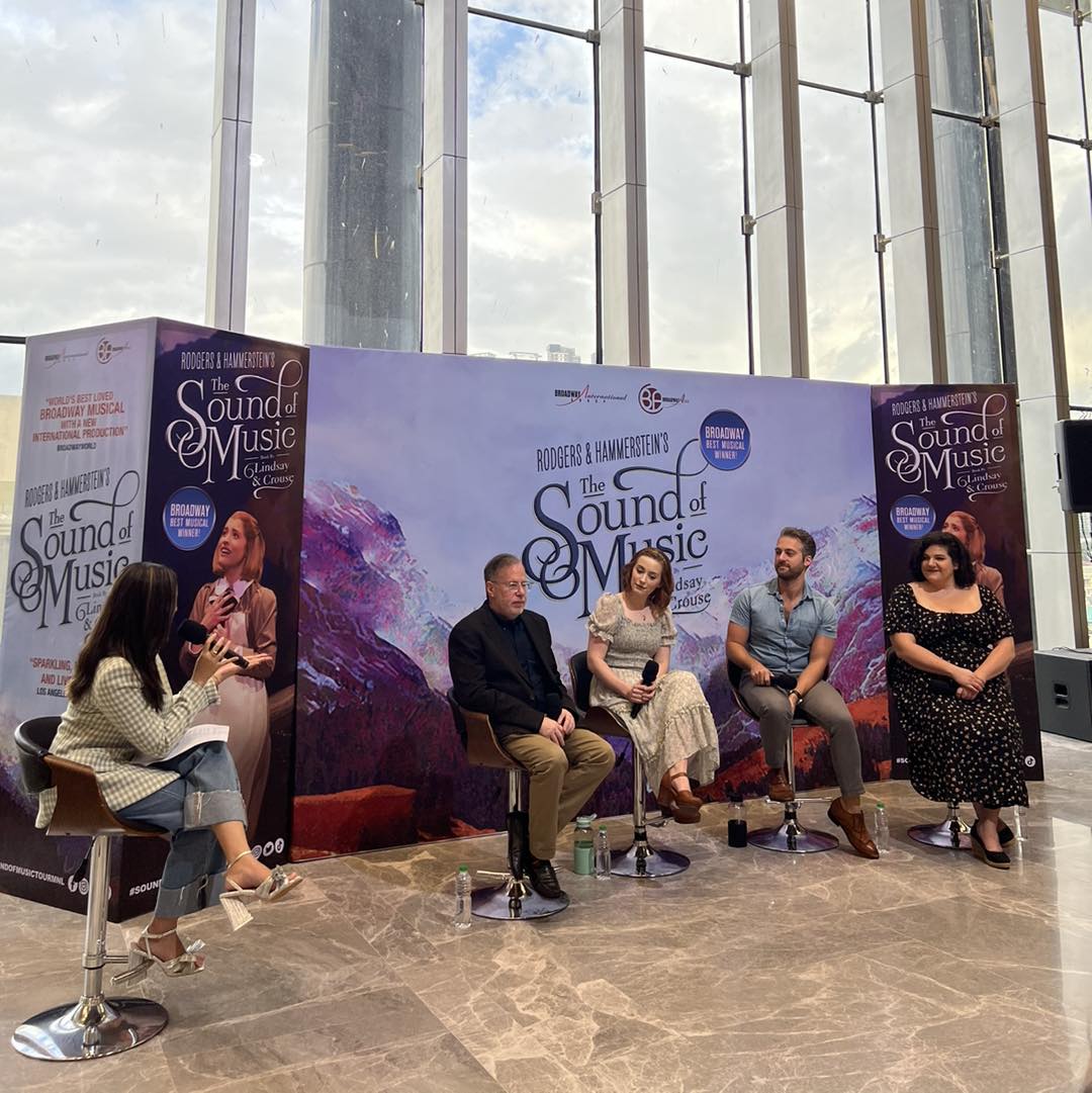 Look who flew all the way to Samsung Performing Arts Theater for the media call of The Sound of Music! ✨

Get your tickets now at bit.ly/SoundOfMusicTo….

#SafePerformingArts
#SamsungPerformingArtsTheater
#AyalaLandAndSamsungForTheArts
#ITAllHappensInMakati
#CircuitMakati