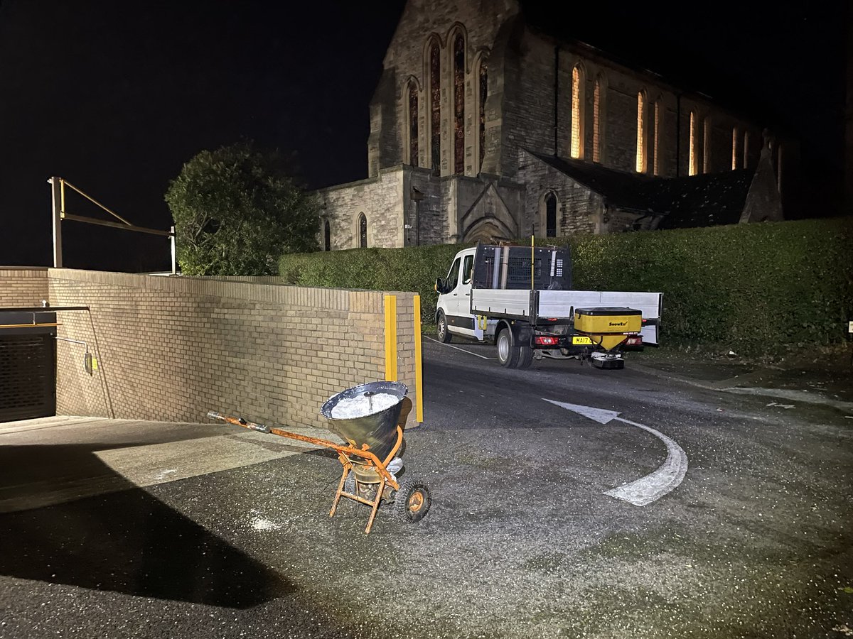 Forgot to say….. Gritting complete last night again. #ice #BOURNEMOUTH #poole
