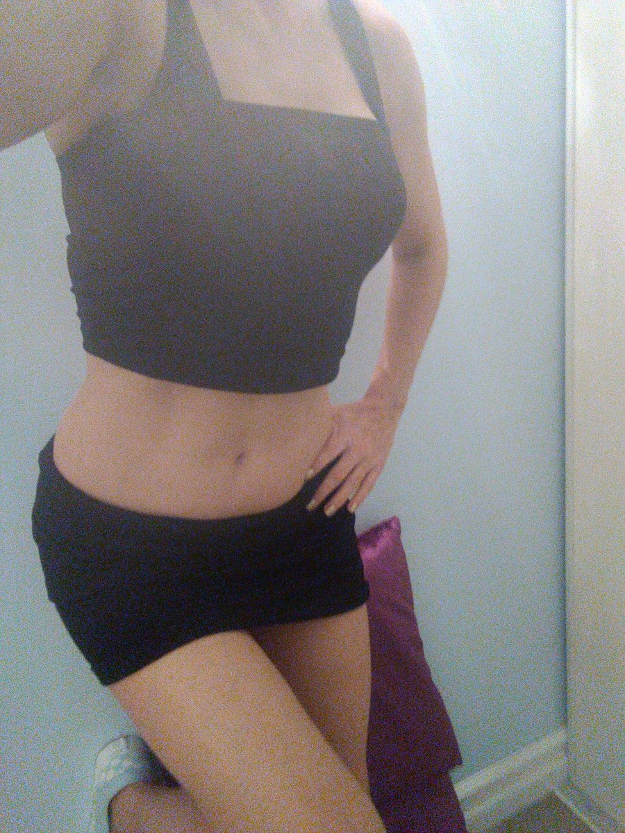 BriannainCtrl's tweet photo. Follow, like, RT, send Me gift cards and e-transfers, repeat. That is your life now, under My rule...Now go be a good little dog...🐩
#Femsup #humanATM🇨🇦 https://t.co/OJqrYr2vAZ