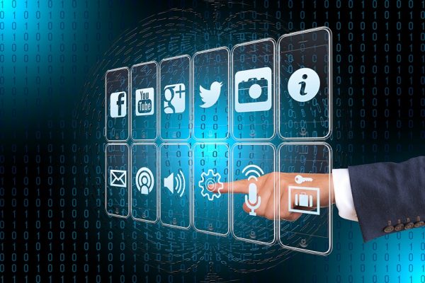 ITespresso's tweet photo. 5 tendencias que deben adoptar las pymes en 2023 para digitalizarse aun más, según GoDaddy - https://t.co/Vc0wkYLtS5 https://t.co/Z8CPrXXYvm