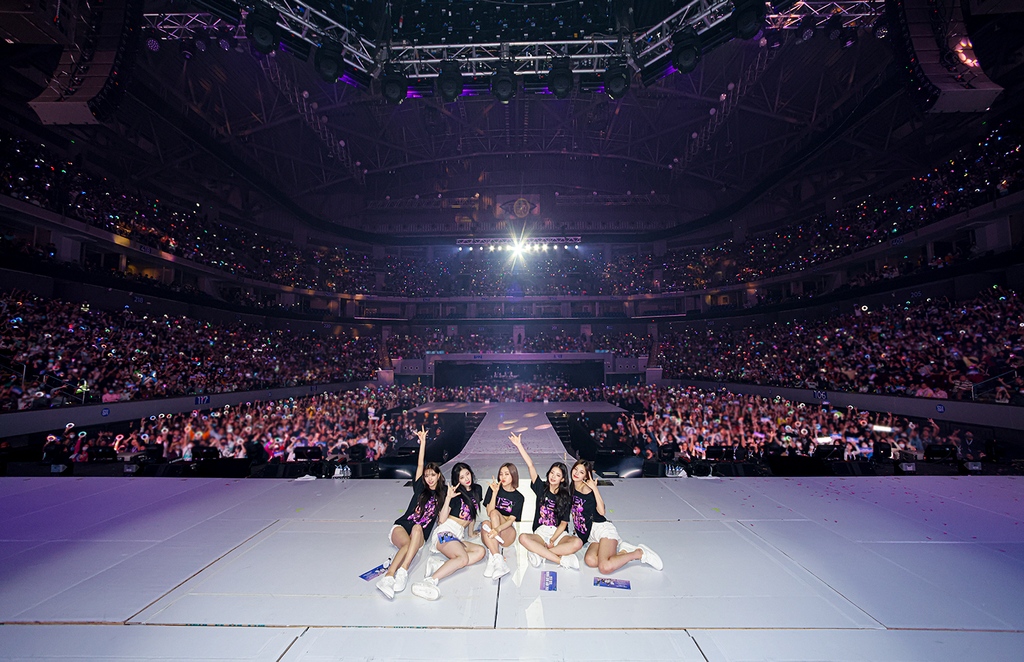 livenationph's tweet photo. THANK YOU MIDZY! 

The first stop in ASIA 🇵🇭 of ♟️ ITZY THE 1ST WORLD TOUR <CHECKMATE> was truly a memorable weekend for ITZY 💙  

 #ITZY #MIDZY
#ITZY_WORLD_TOUR
#ITZY_CHECKMATE https://t.co/754zseUPSM