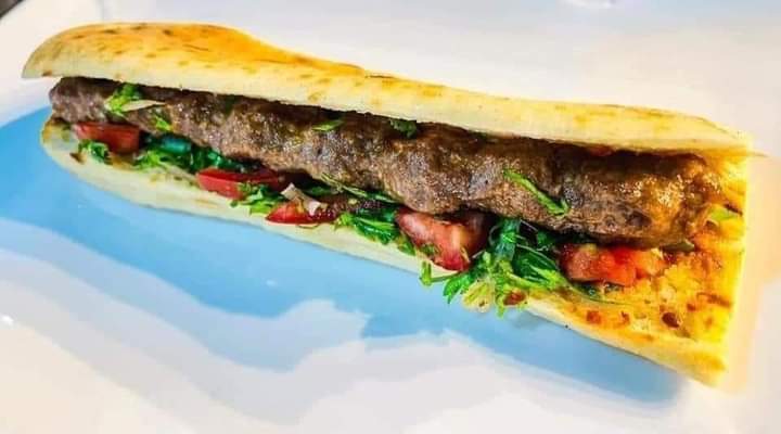 صباحكم ورد وياسمين 🌺
.
للناس اللي ماتحبش الفطور الخفيف 🤤🤤 وتبي حاجه دسمه وحلوا 👌
جبنالكم اليوم ساندوتش كباب مالاخير 🔥
✅ مطعم كباب الشرق 👌
✅ او كباب حكيم 🤍
📞 للطلب عن طريق #مستر_دليفري 
0917748045 📲 او واتس آب ✅
0924705310 📲 او واتس آب ✅
#مستر_دليفري ☝️ ديما معاك ♥️