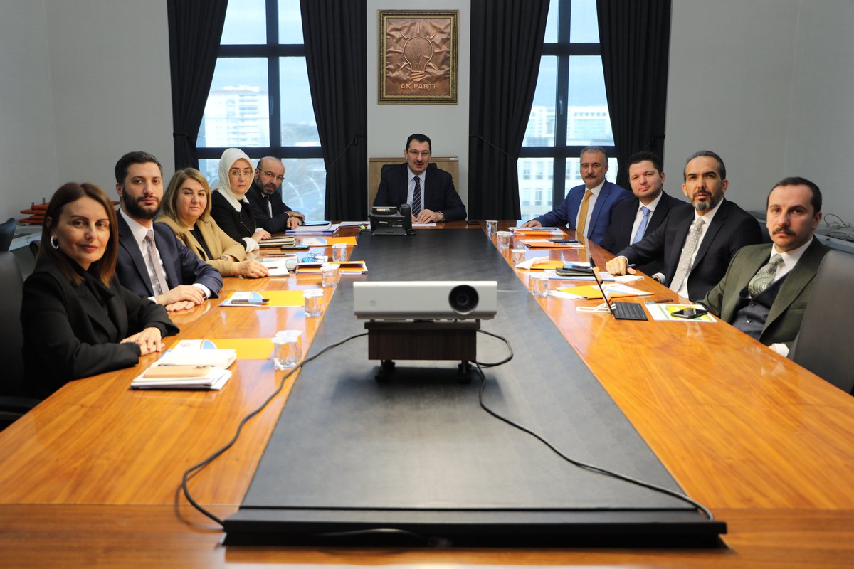 GMsecimisleri's tweet photo. Haftalık birim toplantımızı gerçekleştiriyoruz. https://t.co/aPfhQXljK6