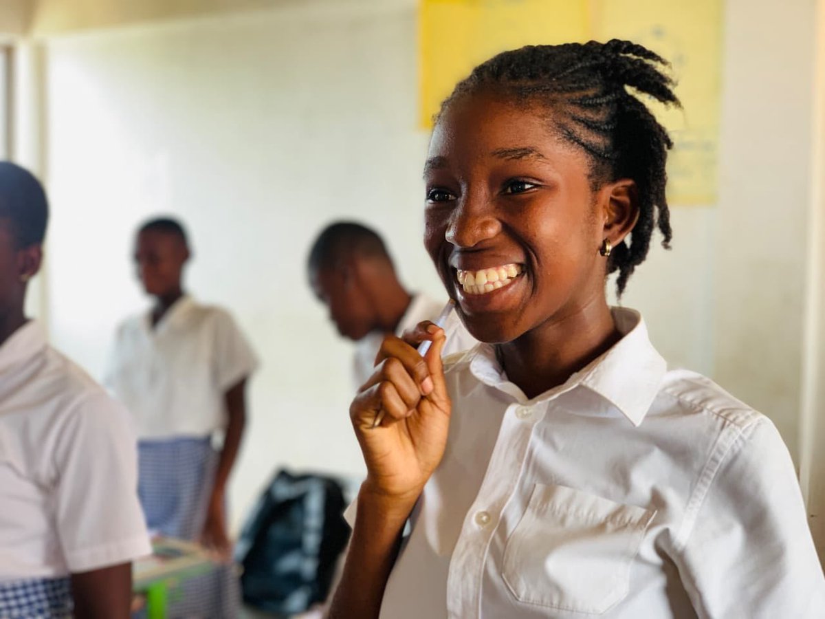DiploDevBeth's tweet photo. A lovely way to start my week… seeing the fantastic work and facilities of @StNicholasTema … not to mention the enthusiastic appetite to learn on day one, which put a huge smile on my face #EducationForAll https://t.co/dKTEyfAQGY
