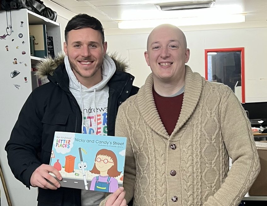 Over weekend I got to see Better Places Nicky and Candy’s Street in paper for the first time 📚 😍

It’s bizarre seeing something you’ve thought up brought to life – and it looks so good too 🤩 🔥

I also got to meet my publisher, James for the first time in-person. Top guy 🤝