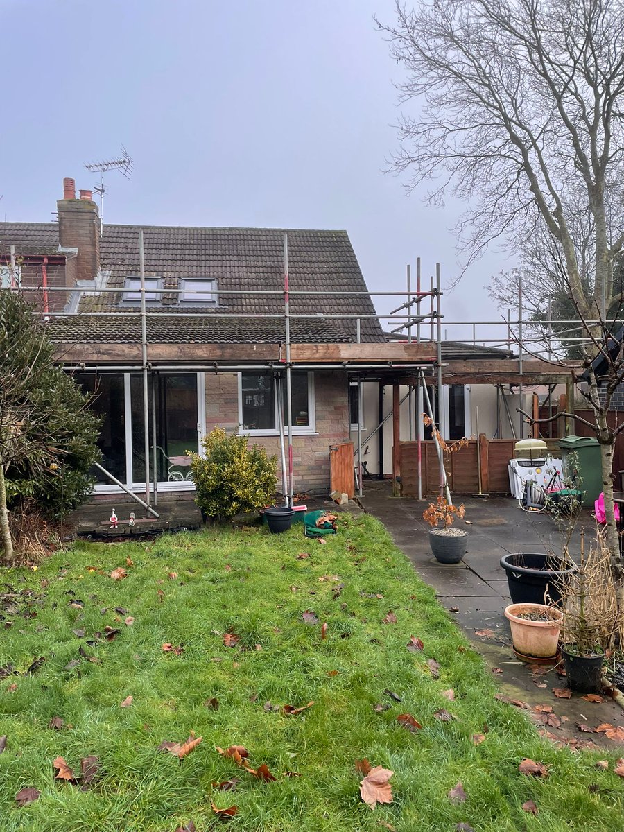 Bungalow extention an reroof.