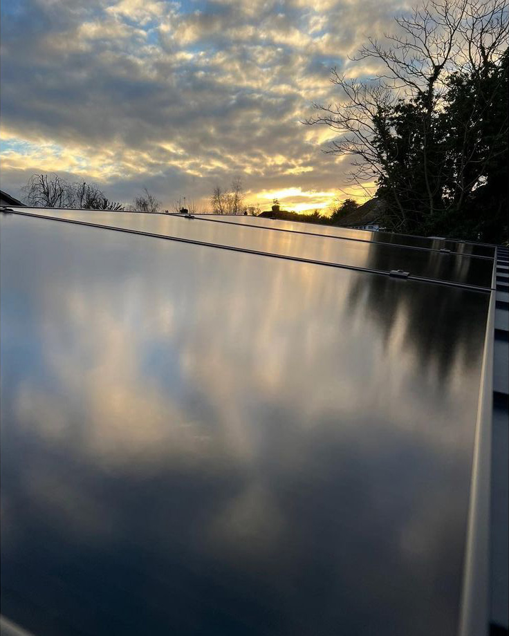 Westech_uk's tweet photo. Probably the only view we like more than this beautiful cloudy sunset reflecting on our #SolarPanels is when they produce at max capacity on sunny days ☀️

Thanks to @LtdSses for the installation!

https://t.co/kIzOOMgOMN https://t.co/b2MnG4YHD8