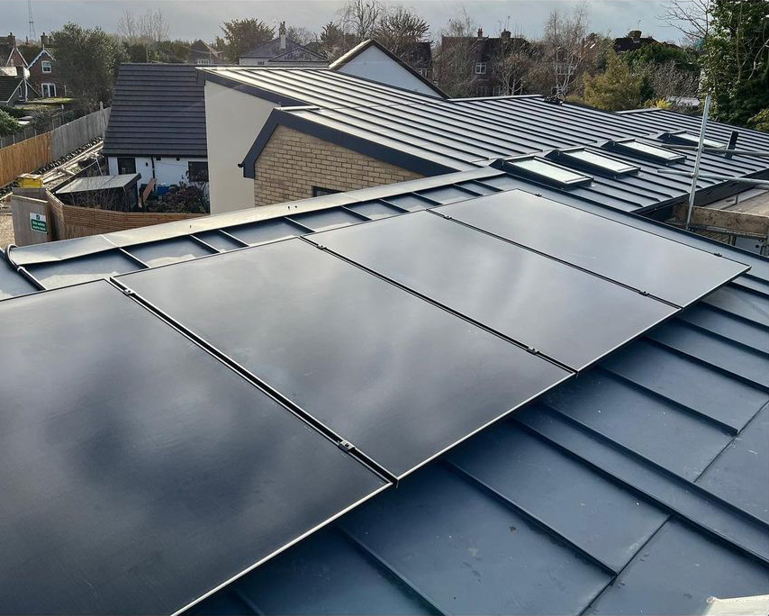 Probably the only view we like more than this beautiful cloudy sunset reflecting on our #SolarPanels is when they produce at max capacity on sunny days ☀️

Thanks to <a href="/LtdSses/">SSES LTD</a> for the installation!

westech-solar.co.uk/perlight-delta…