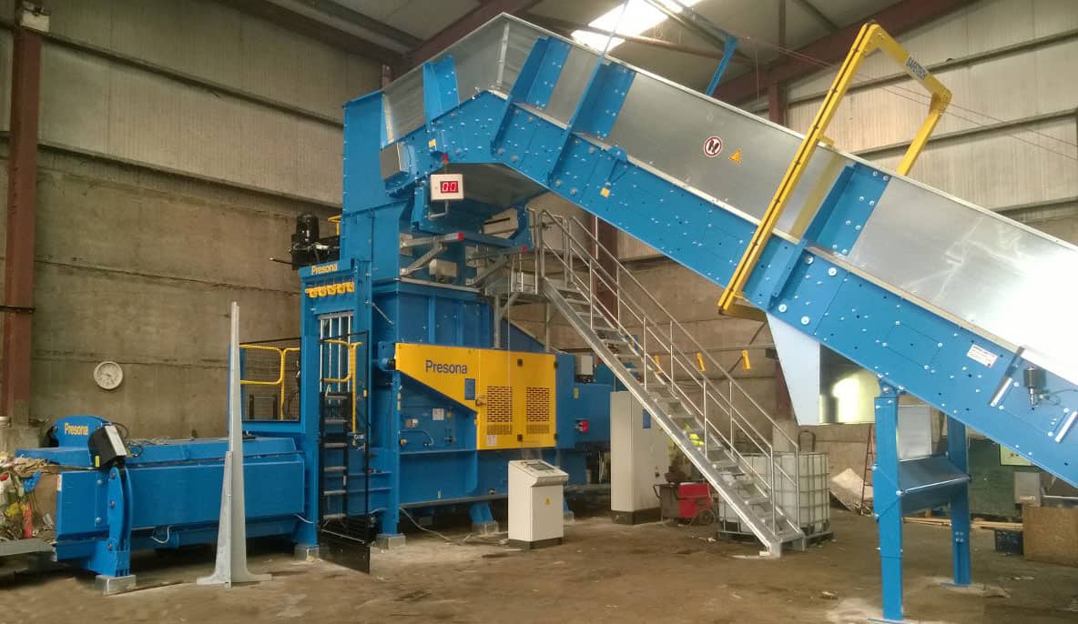 LP 60 is one of our popular baler models. Like all our balers it is really energy-efficient and can bale up to 30 tonnes per hour. Check it out! 😁presona.se/en/produkter/l…