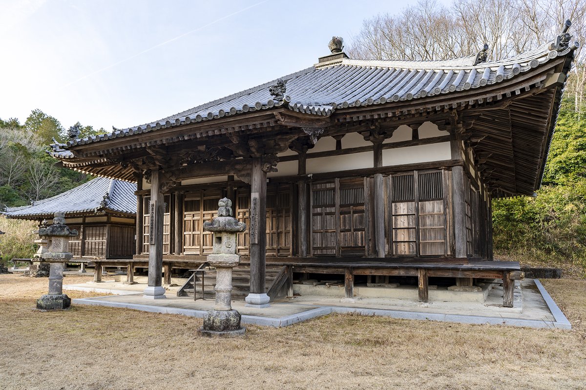 【宗祖報恩日】
禅瀧寺本堂
毎月21日終日
本堂外陣より自由にお参りして頂けます。
#神谷山禅瀧寺 #加東市