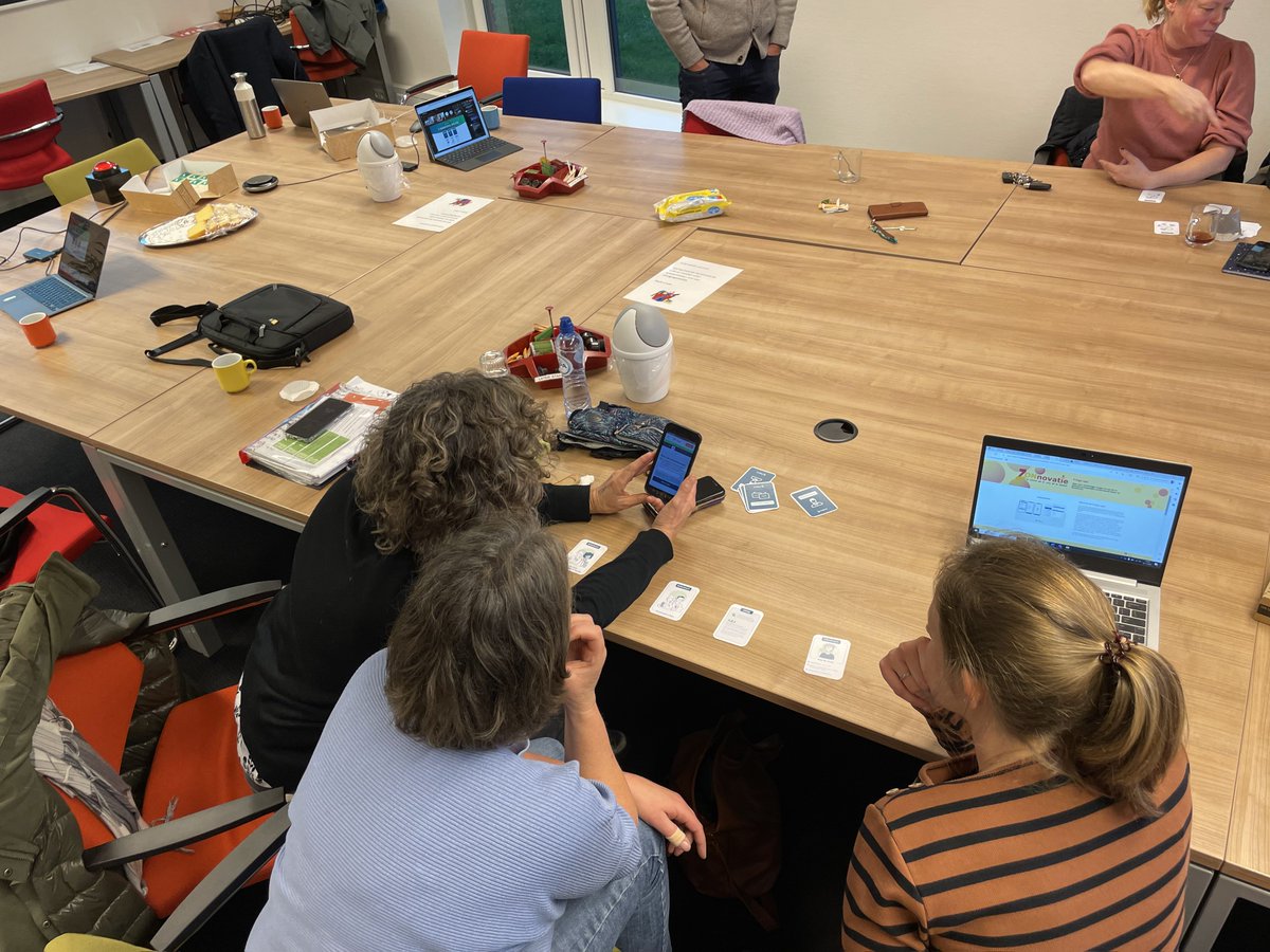 Afgelopen maandag was het dan eindelijk zo ver: de pilot versie van de Triage app is live! Een team van triage verpleegkundigen van @ZonnehuisgroepN heeft de app, na een feestelijke kick-off, direct in gebruik genomen. Meer weten? Stuur ons een berichtje!