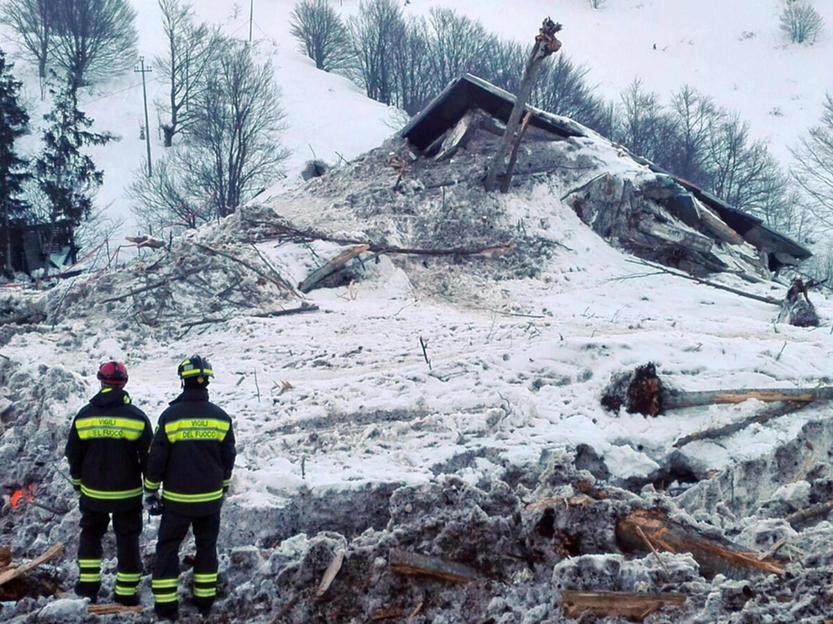 18 gennaio 2017, una valanga di neve e ghiaccio travolse l’hotel #Rigopiano dove morirono 29 persone.E oggi, a distanza di 6 anni da quella tragedia, riparte il processo. Perché l’unico modo per ricordare chi ha perso la vita è fare in modo che venga fatta giustizia al più presto