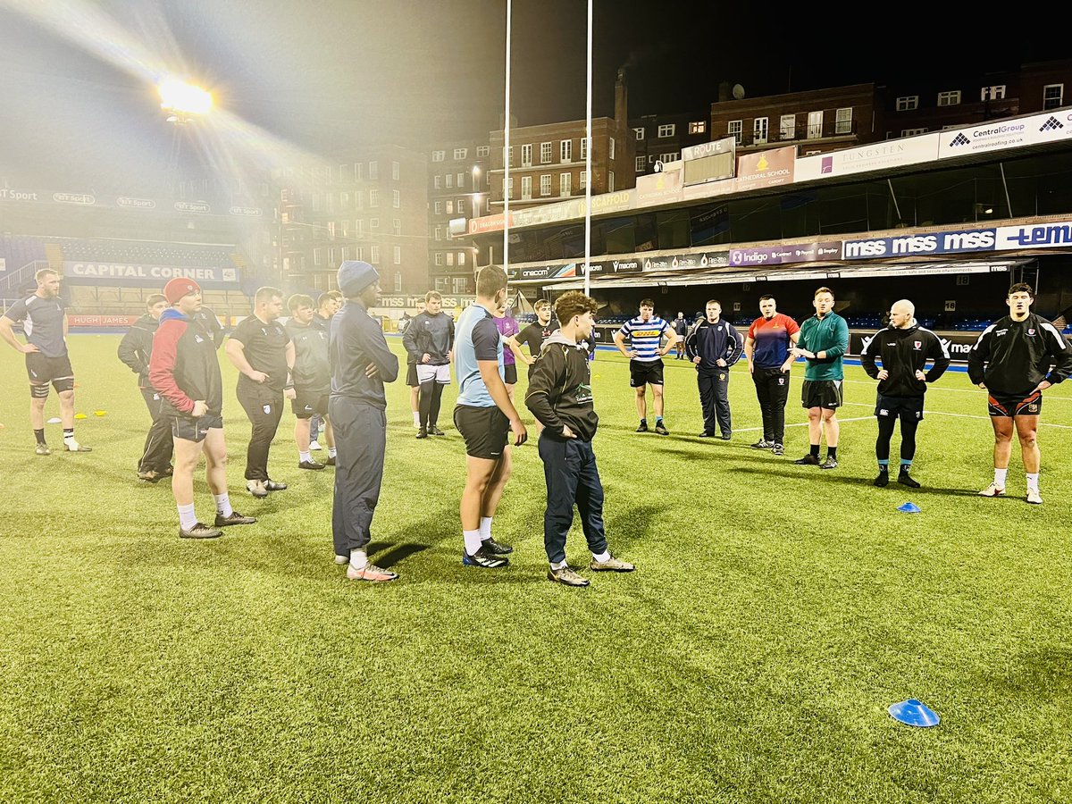 Martyn_Fowler's tweet photo. Another great session at Cardiff Arms Park with @GlamWandsRFC tonight’s theme; Things WE Care about both sides of the ball on and off field and transitioning the findings to our analysis data, producing positive discussion #DevelopingCulture https://t.co/tYHAR9k6ZB