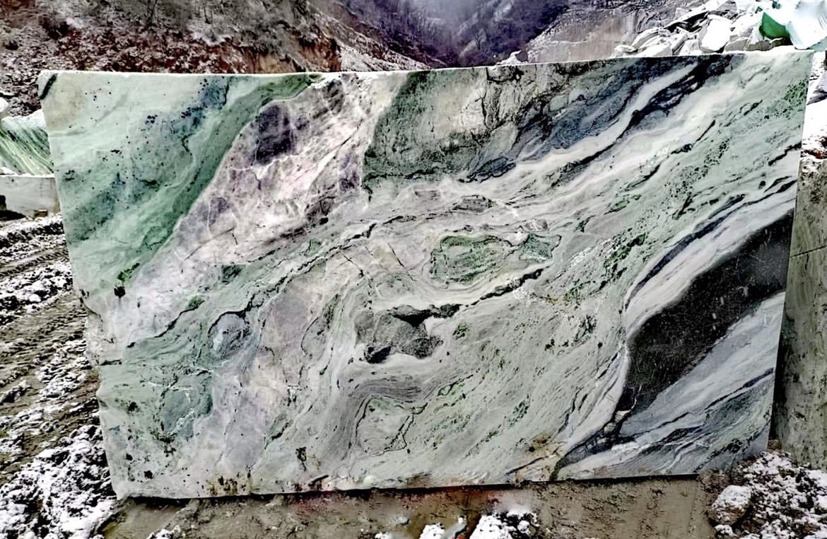 pisani_uk's tweet photo. - Q U A R R Y - 

Natural beauty😍🔥
The Verde Prato from Yingliang Group 💚

#Quarry #Stonequarry #Naturalstonesupplier #Naturalstone #Graniteslabs #Granite #viral #Inspiration  #Usenaturalstone #Luxury #Graniteblocks #marbleblocks #Marble #marbleslab #stoneprojects https://t.co/1woenDppNZ