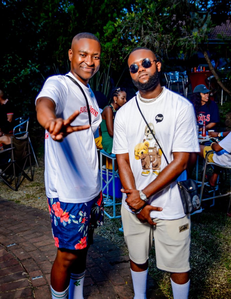 Saint Laurent Snow tweet media