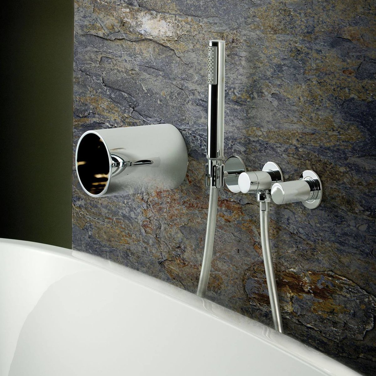 thisisaquaplus's tweet photo. How luxurious is this wall mounted tube mixer from our partners at Bonomi? A stunning piece for any modern bathroom. DM us for more info. 📞+44 (0) 1462 237604 ✉️info@aquaplussolutions.com 🌐 https://t.co/l3ksIRZnKL #bonomi #bathroominspiration #design #luxury https://t.co/So4EzHqUJt