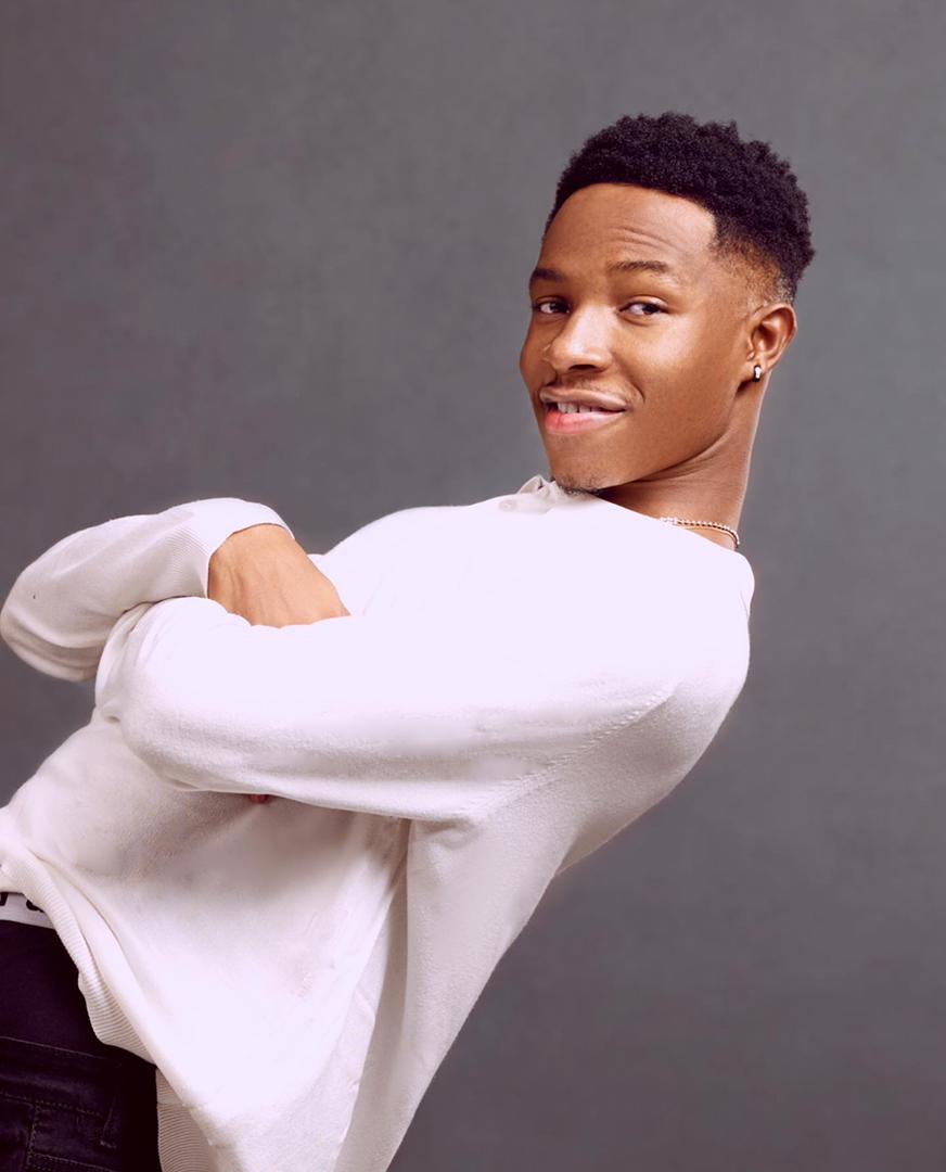 GirlHustler_001's tweet photo. Guys, follow our star boy Kanaga jnr via @KanagaJnr, lets build a true force together💪
#BBTitans2023 #BBTitan #BBTitans #BigBrotherTitans https://t.co/DBxe5zuyri