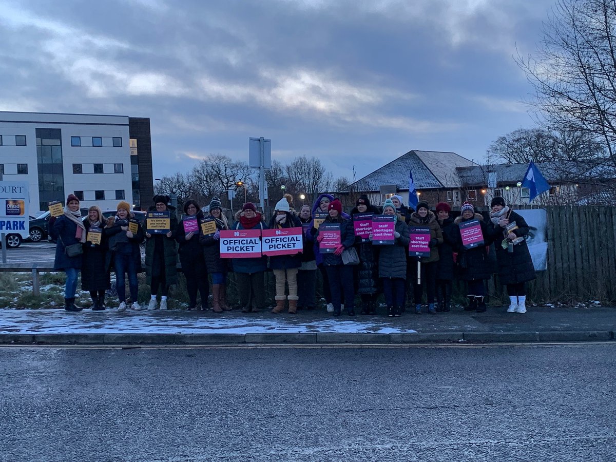 #RCNStrike #RCNSafeStaffing #NurseStrike #SolidarityWithStrikes  Shame on you @SteveBarclay and @RishiSunak  for not being big enough to do your job correctly and discuss a pay deal that reflects our professional duty in a unsafe time due to your destruction of our beloved NHS