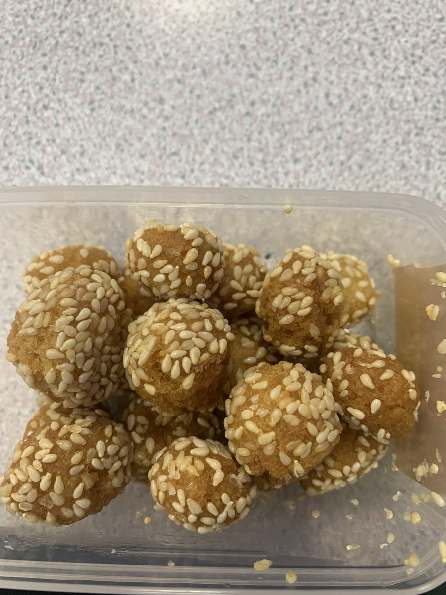 hels.scrutes tweet media