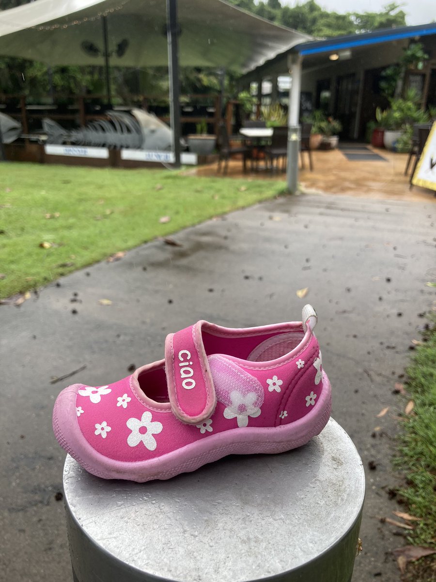 Found: one baby shoe
Could belong to Hemingway
Could be urban myth
#haiku
