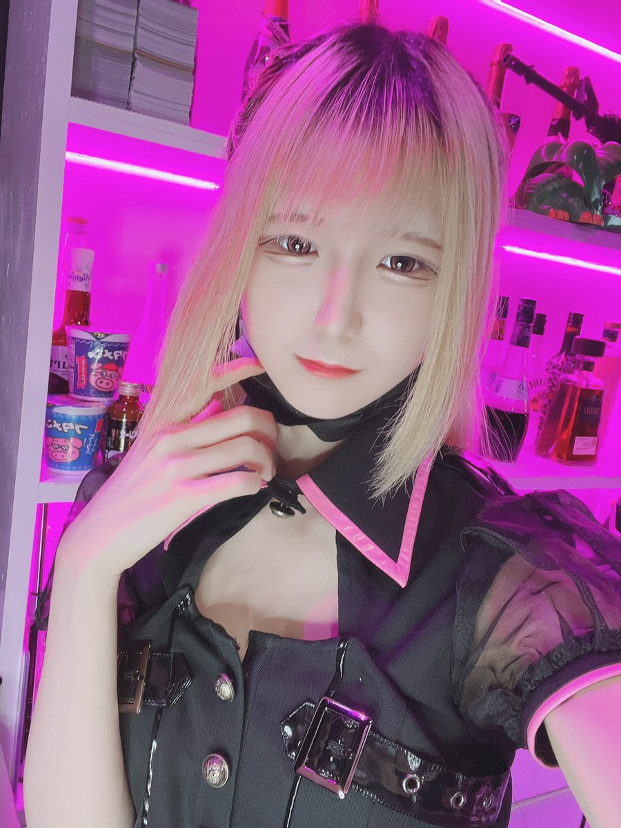 shiranui__1818's tweet photo. ろぐいん！
今日めちゃくちゃナチュラルです😇

@bazzhoney 

 #コンカフェ  #コンカフェ好きな人と繋がりたい   #営業  #難波  #日本橋  #心斎橋  #御堂筋  #美男美女と繋がりたい  #宗右衛門町  #大阪  #ミナミ  #自撮り界隈さんと繋がりたい  #推し不在  #bar  #いいね返し https://t.co/h3DbP12TiS