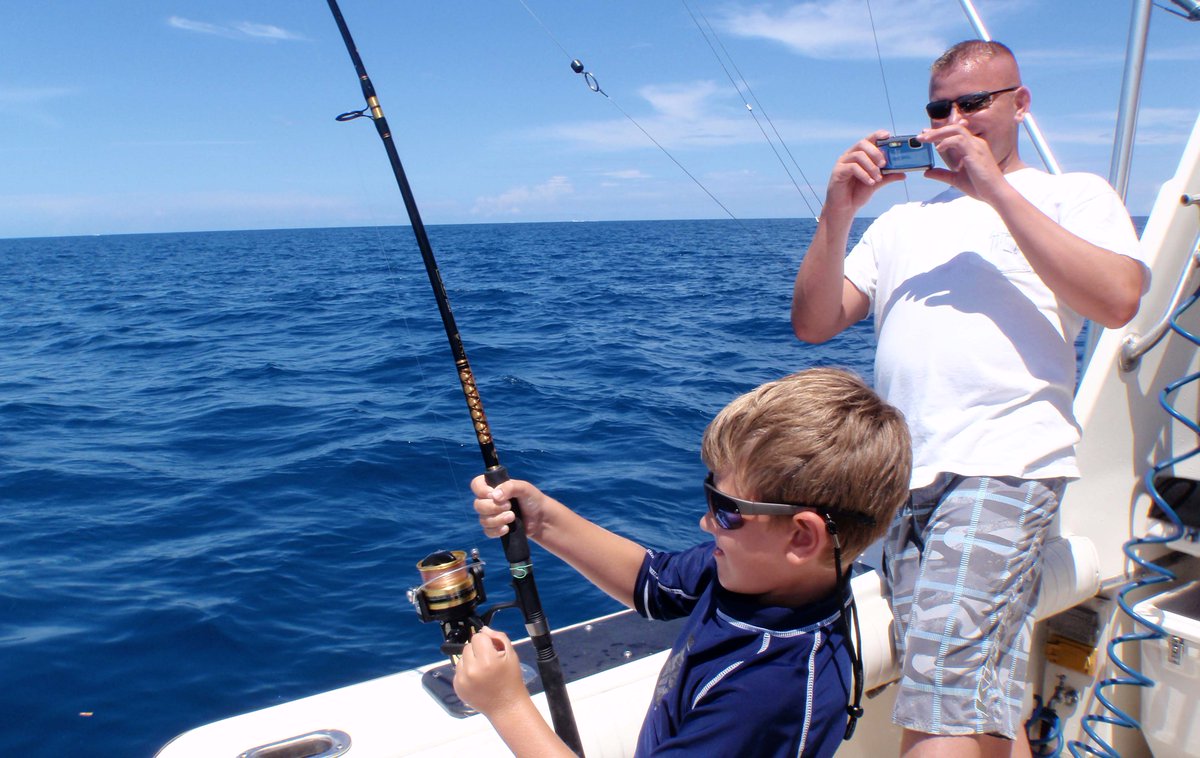 RazaAura's tweet image. Deep Sea Fishing Tours Create everlasting memories!
 #fishing #fishinguae #fishinglife #uae #fishdubai #VisitDubai #dubaicitytour #travel #tourism #advenrure