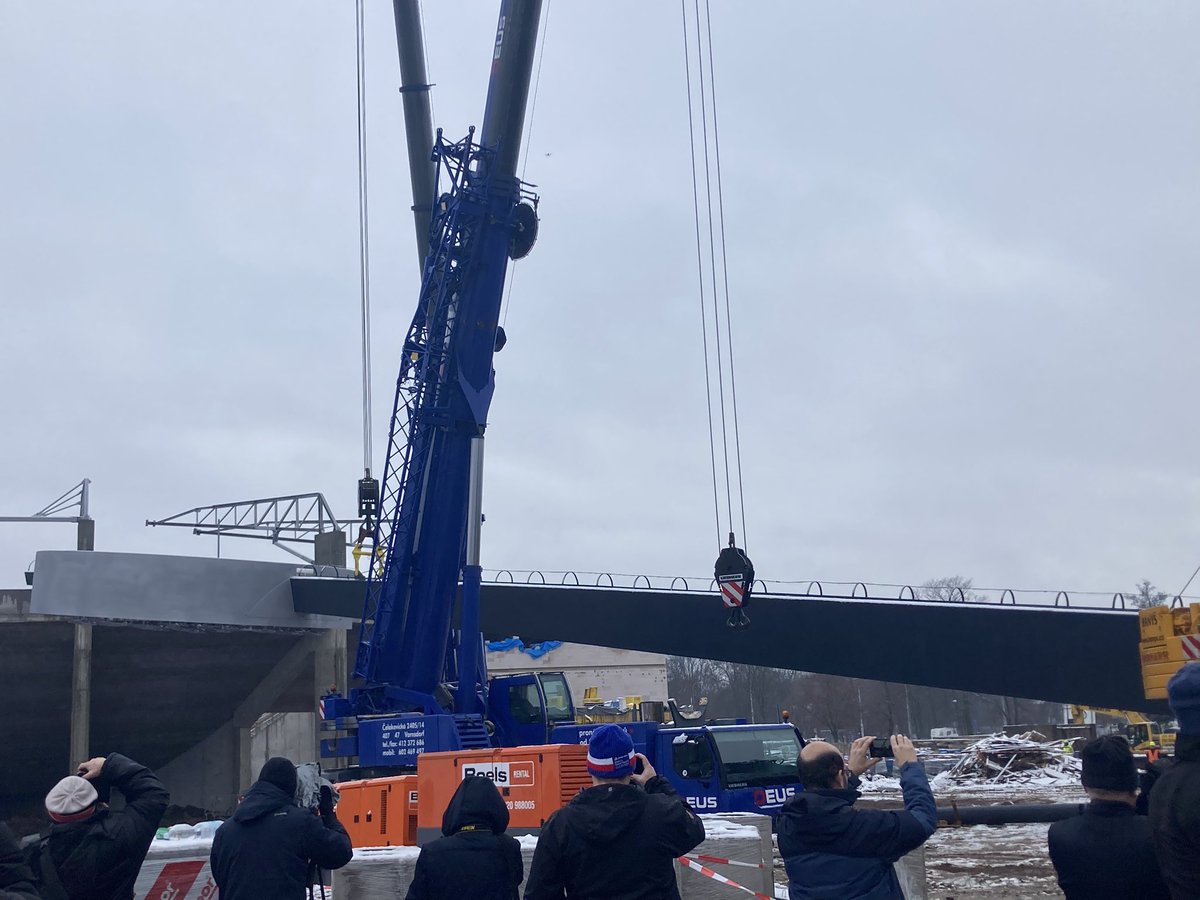 fejgl's tweet photo. V Hradci se něco chystá. @FCHradec https://t.co/sXa47gu43g