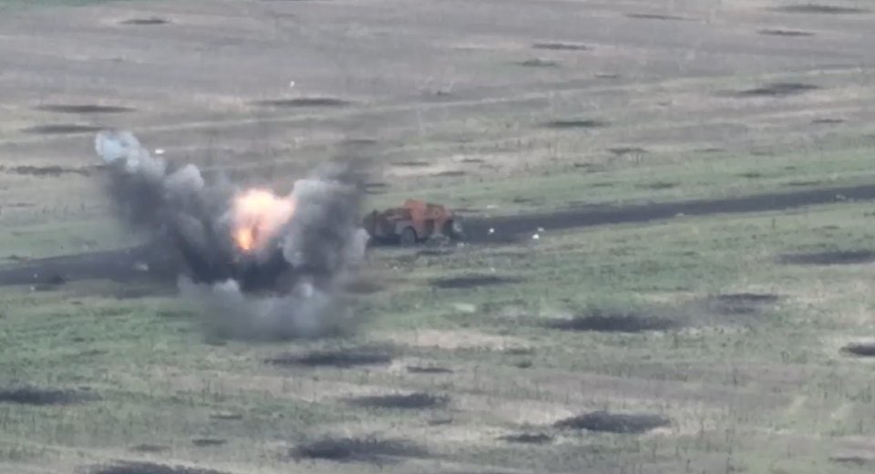 Ukrainian 'rangers' fire at Russian sabotage and reconnaissance group near Bakhmut https://t.co/QhapmdAab4 https://t.co/TU3ZuUjES8