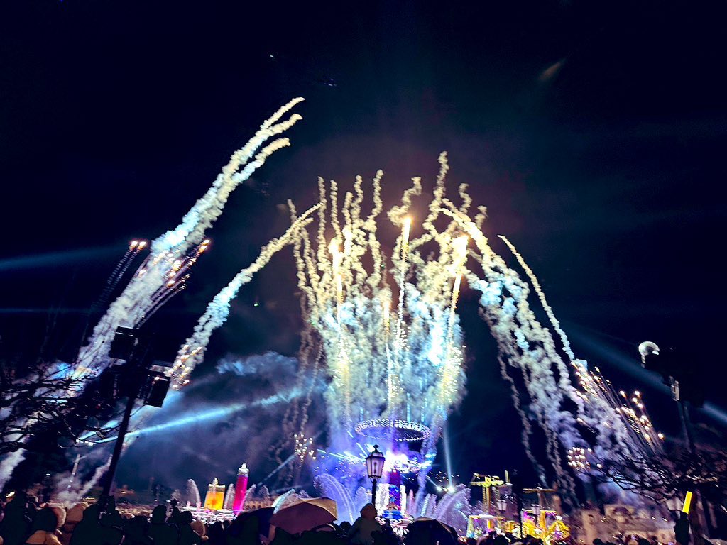 sephiroth715's tweet photo. 旅行めっちゃ楽しかった
明後日から頑張ります
作り直しました♪ https://t.co/VhU3zwzazg