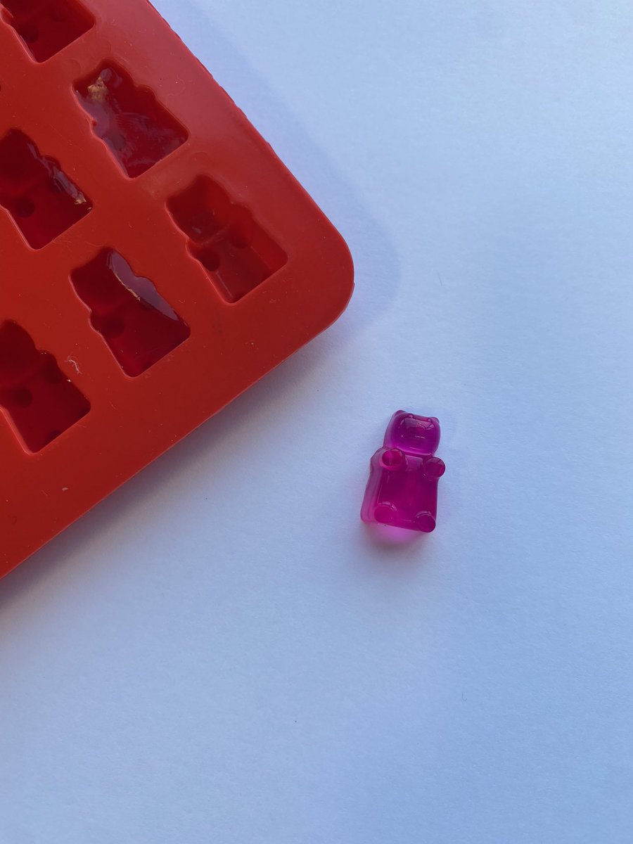 MrsP_SciTech's tweet photo. Is there anything cuter than a phenolphthalein gummy bear?! Bought the mould to see how well it would work. The answer seems to be pretty good! #SciTechLife #DoNotEatThisGummy #Cute @aa_science @AlcesterAcademy https://t.co/UtmMzsr6o8