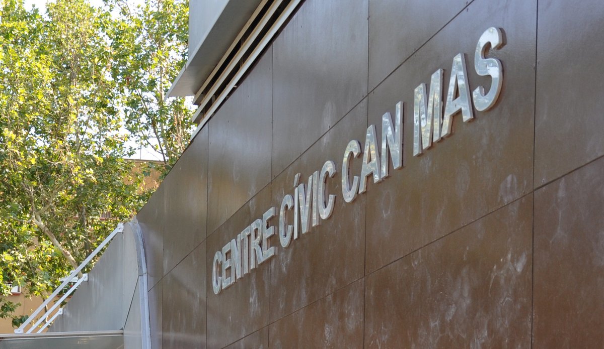 L’Associació de Veïns de Can Mas s’ha mostrat crítica en un comunicat de premsa amb l’Ajuntament de Ripollet per la situació del Centre Cívic Can Mas. L’entitat lamenta que, després de diverses reunions amb l’equip de govern, s’hagi cedit l’espai a l’Institut-Escola El Martinet.
