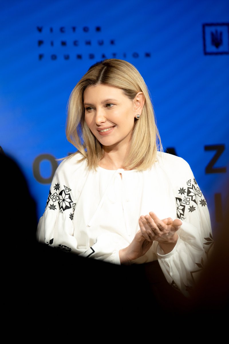 UKRHouseDavos's tweet photo. Thank you @ZelenskaUA for participating in this incredible panel w/ @borysgudziak and @zannymb
it was an honour to co-host you w/ @PinchukFund #UkraineIsYou and hear your vision for Ukraine's future. 
The whole panel can be watched again here: https://t.co/ZF3hILjqc3 https://t.co/5zIhgs2xjg