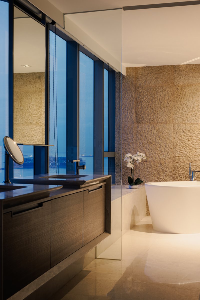 designetal's tweet image. SILVERSEA PENTHOUSE, SINGAPORE BY THEXTON SMITH INTERIORS PTE LTD

@thextonsmith Interiors have been shortlisted for Interior Design Scheme – Asia Pacific Award in The International Design and Architecture Awards 2023.

thedesignawards.co.uk/international-…

#penthousesuite #penthouseliving