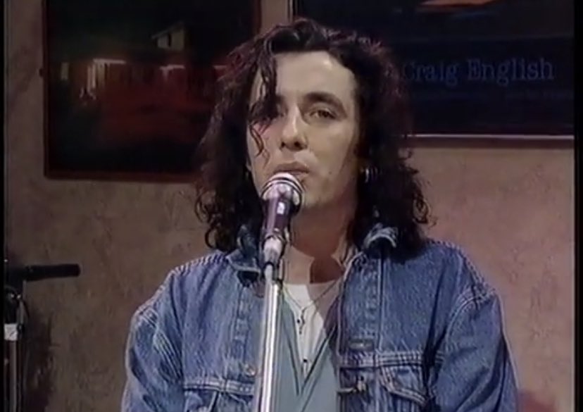 obrienmark's tweet photo. This is. The beauty of Christy Dignam. What a voice. What a performance. Solo from 1988. Lump in my throat on the bus. Thanks @liffeystynx for posting this. #christydignam 
https://t.co/0cIYWaSM0z https://t.co/UGPvLMyCfh