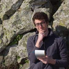 GeologyLeics's tweet photo. Many congratulations 🥳Will Crabbe successfully defended his PhD thesis 'Growth, form and function in problematic Cambrian paraconodonts'. Many thanks to examiners Paul Smith, Oxford University Museum of Natural History &amp; David Unwin UoL. @LeicesterGeog https://t.co/XasQ8e0yWL