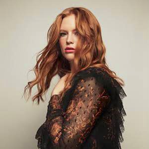 Realmente no tengo amigos
no salgo los fines de semana
No me queda un amante del cual sostenerme 🎶
El #AlfaEstreno de hoy ‘WEEKENDS’ es de la #AlfaArtista cantautora británica <a href="/FreyaRidings/">Freya Ridings</a> y nos encanta, es #MuyAlfa. Lo escuchan por <a href="/alfa913fm/">Alfa 91.3 FM</a>, qué dicen?