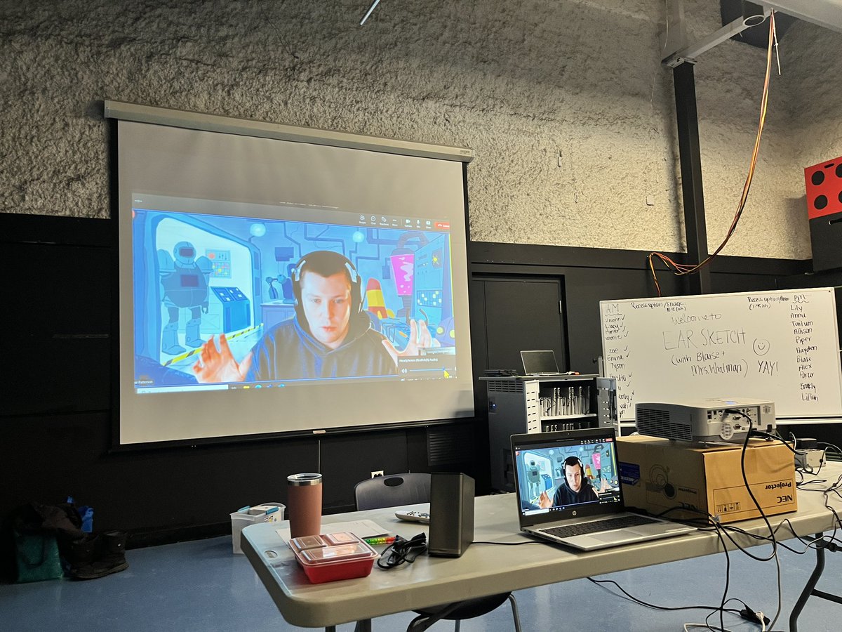 Learning <a href="/EarSketch/">EarSketch</a> and #yourvoiceispower with <a href="/Blaise4Tech/">Blaise Patterson</a> and Ecole Powerview School!